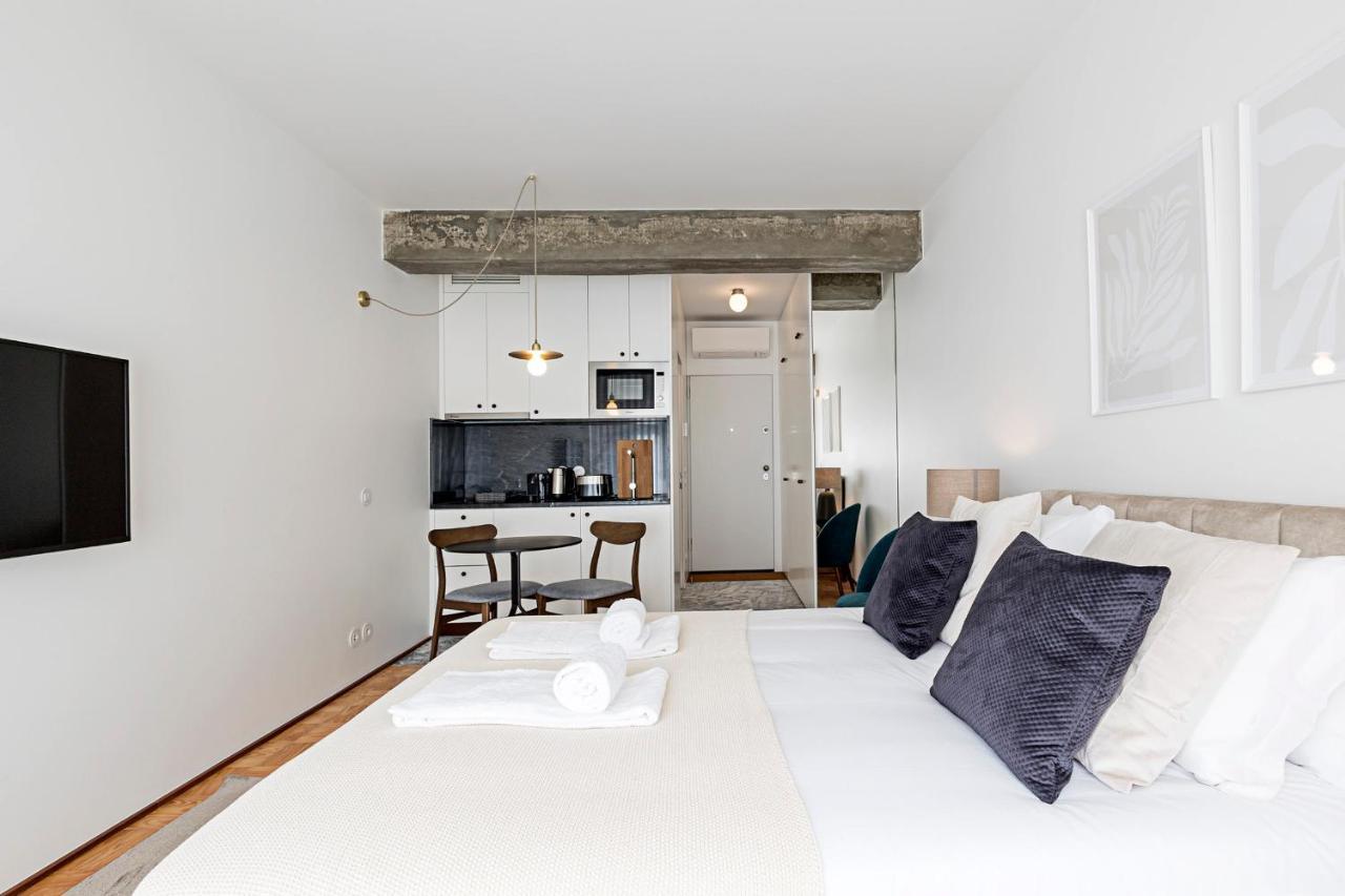 Ceuta Studio Apartments By Lovelystay Porto Luaran gambar