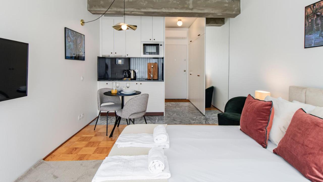 Ceuta Studio Apartments By Lovelystay Porto Luaran gambar
